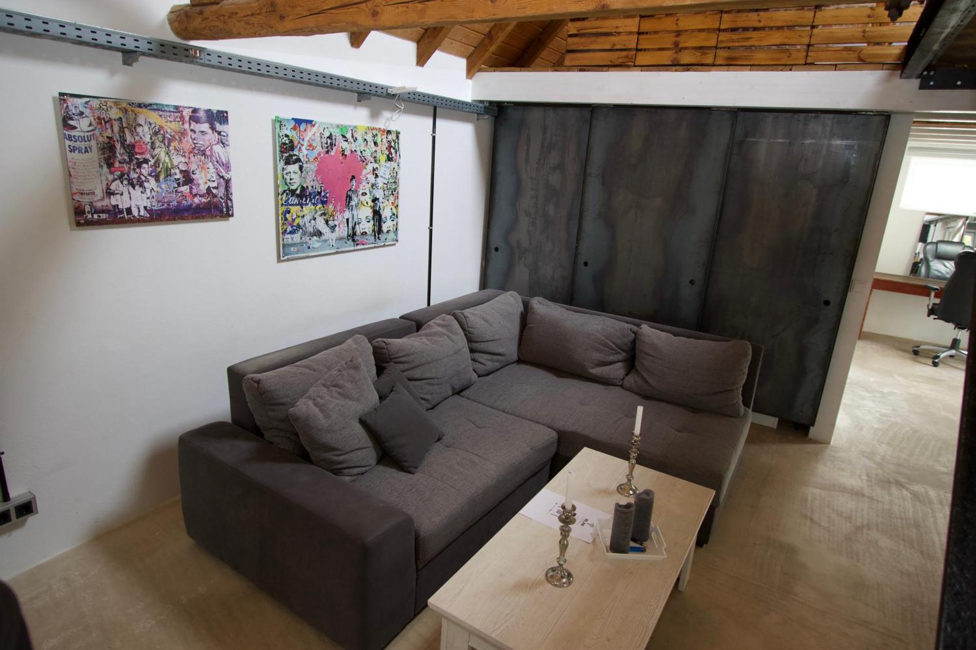 Mini-loft In Schoener Voreifel Apartment